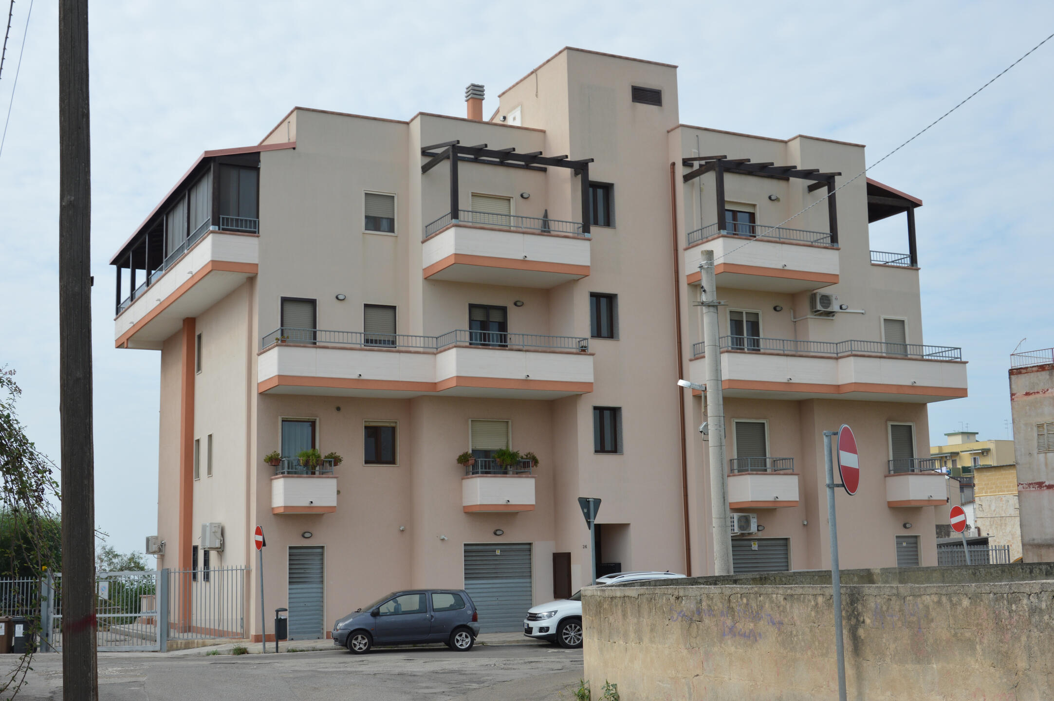 Via Paganini, 40 - Statte (TA) Realizzazione di complesso edilizio di n°8 unità abitative.